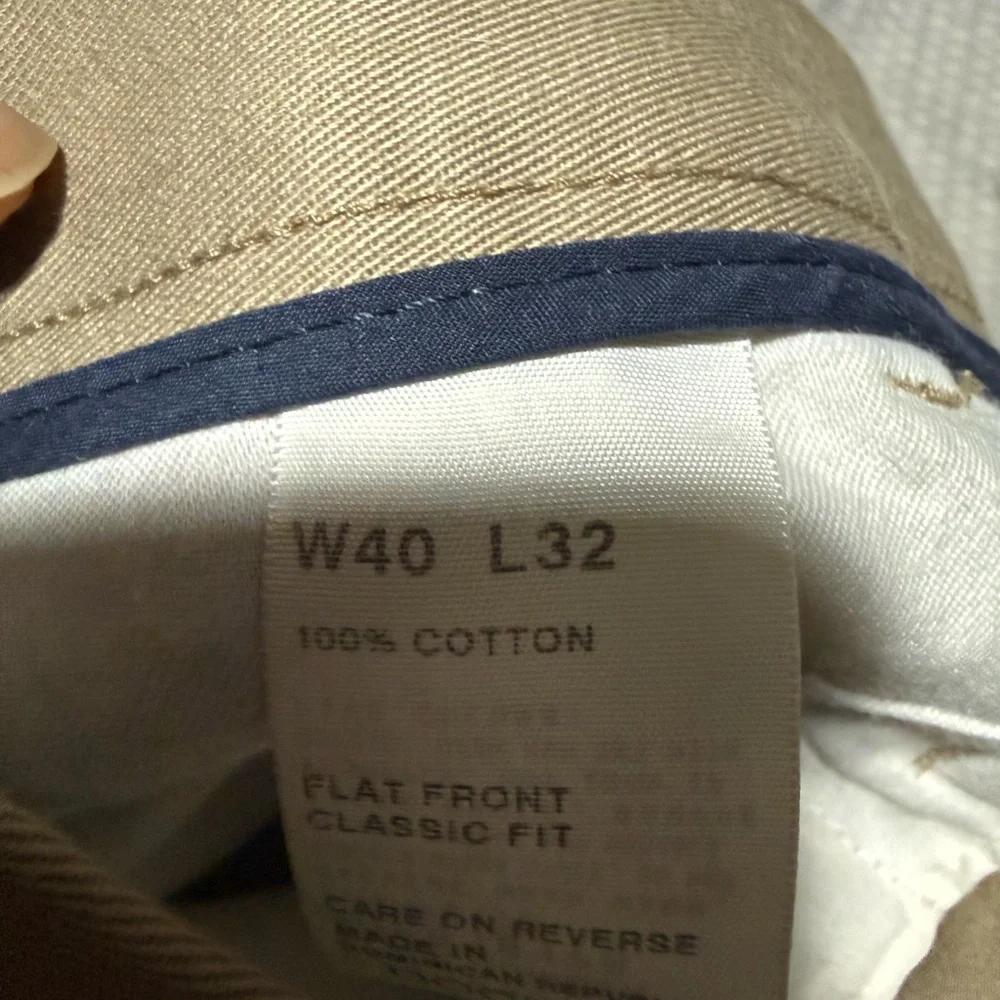Dockers Men's Khaki Flat-Front Chinos - Beige/Tan
